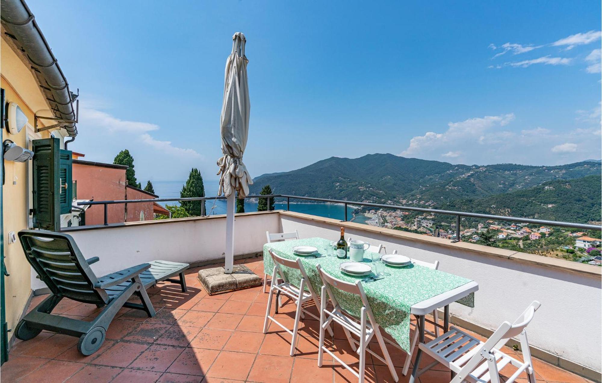 Awesome Home In Moneglia With Kitchen Dış mekan fotoğraf